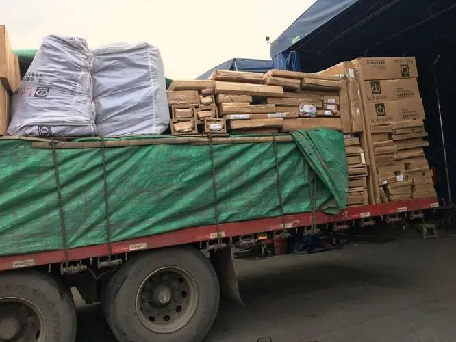 富蕴家具托运